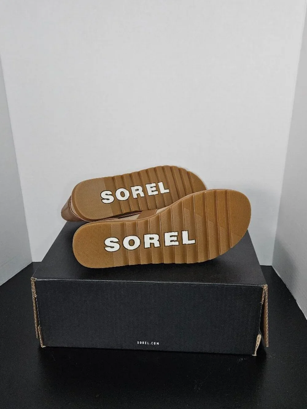 SOREL Ella II Sandals – Women’s Size 8 – Velvet Tan/Brown